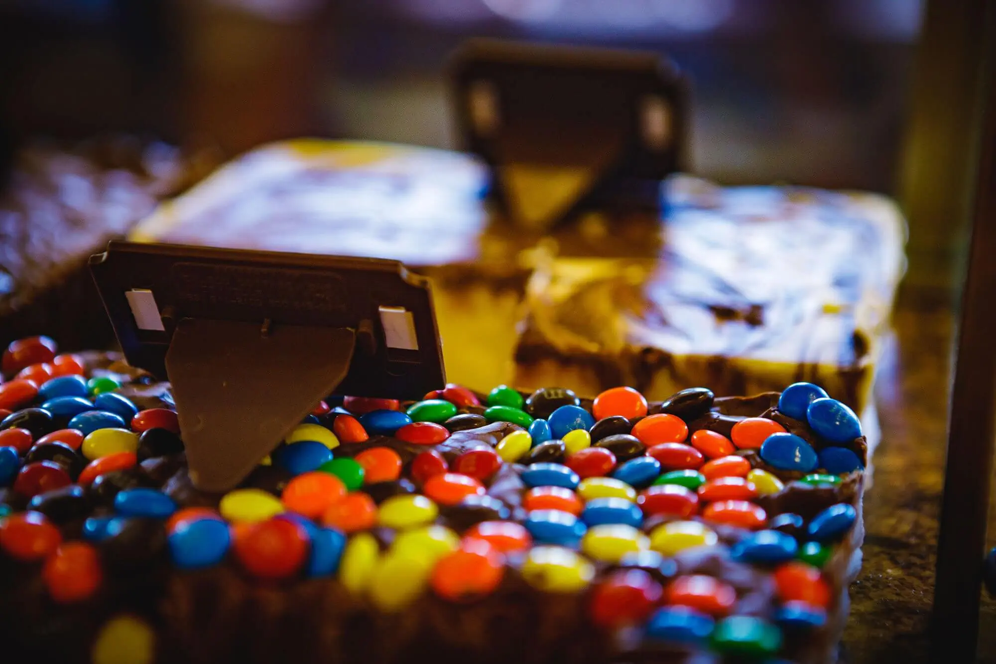 M&M fudge for sale at the Meramec Caverns gift shop